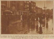 873785 Gezicht over de Potterstraat te Utrecht, op een regenachtige novemberdag.